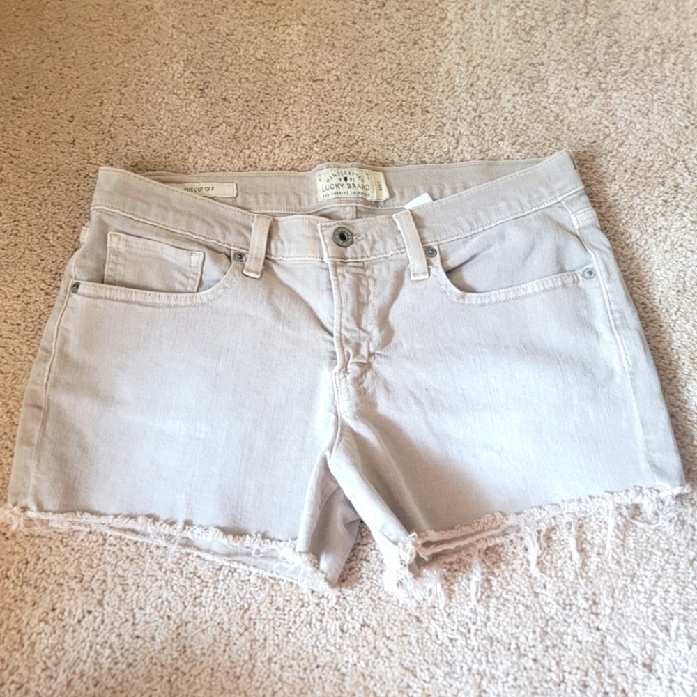 Lucky Brand Cutoff Shorts 427 Lucky Brand Cutoff Shorts 427